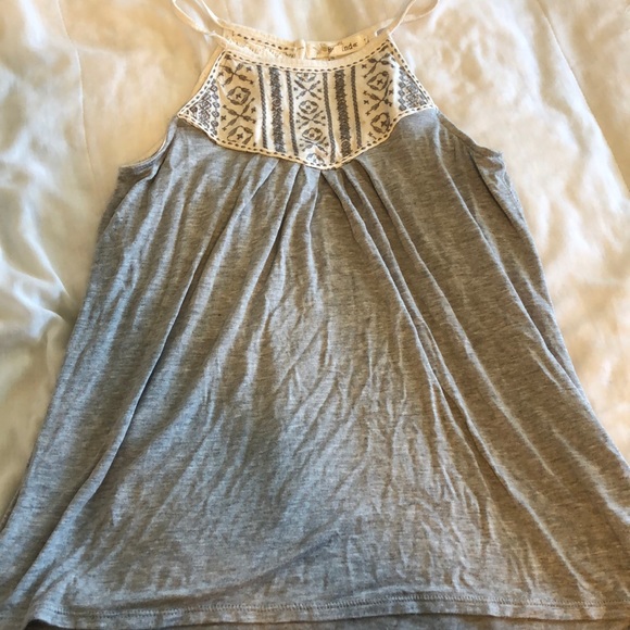 Rewind Tops - Embroidered top